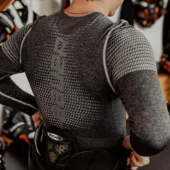 BAUER ELITE SEAMLESS BASELAYER TOPSENIOR 6 BAUER ELITE SEAMLESS BASELAYER TOPSENIOR -Bauer BAUERELITESEAMLESSBASELAYERTOPSENIOR 1