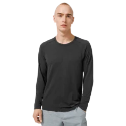 BAUER // Lululemon METALVENT TECH LONG SLEEVE